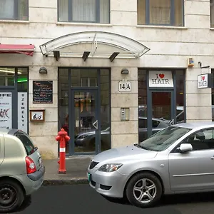 https://orangehomes-large-studio-apartment-erkel-street.inbudapesthotels.com